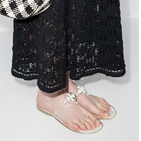 New TORY BURCH Mini Miller Clear Jelly Thong Logo Sandals, Size 8 M - Picture 2 of 8